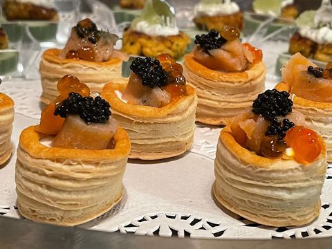 Appetizer tray